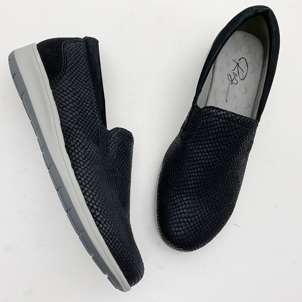 Ros Hommerson Orleans Slip On Fashion Sneaker Womens 8.5M Black Textured Leather